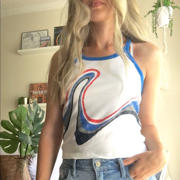 Retro Graphic Tank Top | Small - Picture 5 of 7